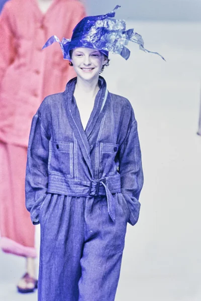 Look 8